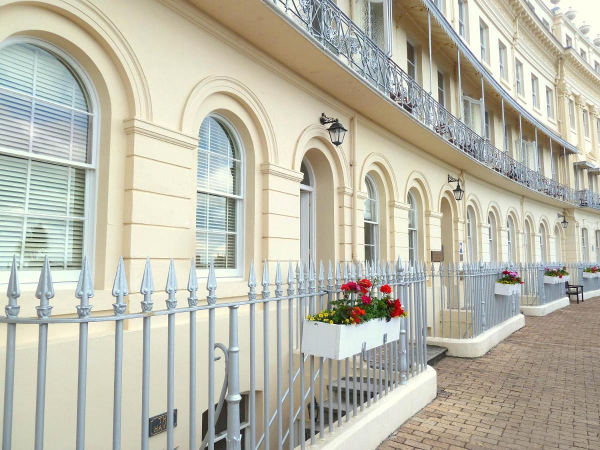 Meadfoot Bay Apartment At Hesketh Crescent Torquay Bagian luar foto